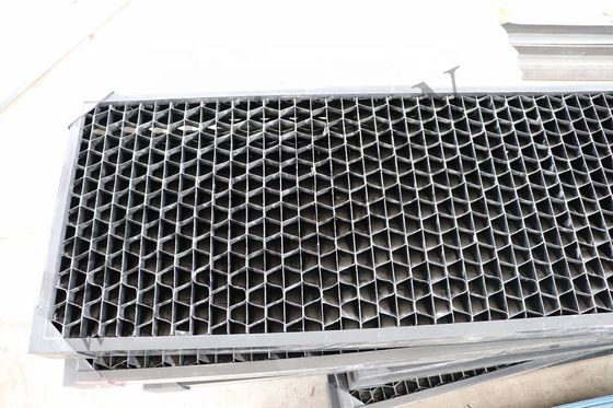 380 โวลต์ 5.5KW R22 คอนเดนเซอร์แบบระเหยคอนเดนเซอร์คูลลิ่งทาวเวอร์