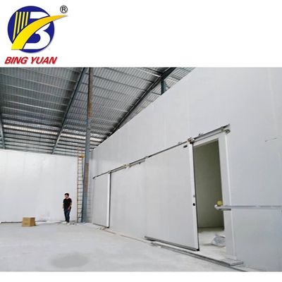 3.1KW 0.8mm พลังงานแสงอาทิตย์ห้องเย็นคอนเทนเนอร์ห้องเย็นโมดูลาร์